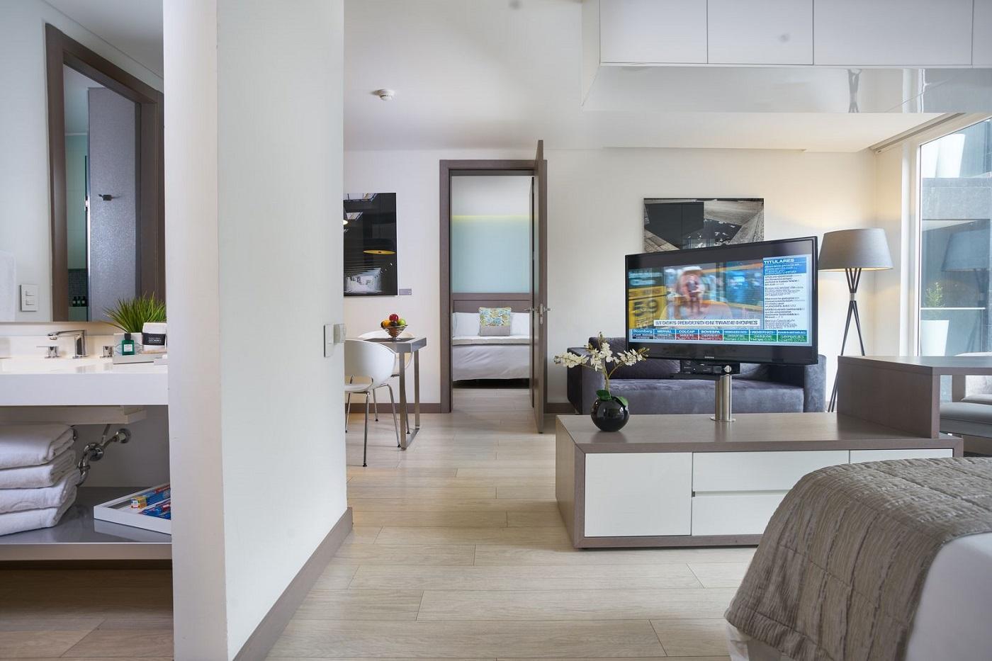 Hotel 100 Luxury Suites By Preferred Μπογκοτά Εξωτερικό φωτογραφία A typical apartment